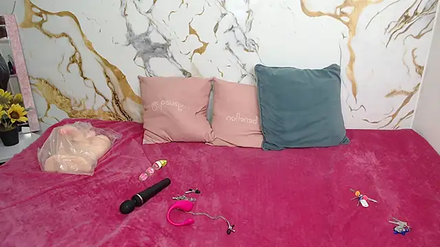 Snapshot of EmilyCoy_ chatting on 3, 2, 2026 EmilyCoy online show from 3, 2, 2026