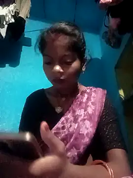 Snapshot of Hema4545 chatting on 27, 9, 2025 Hema4545 online show from 27, 9, 2025
