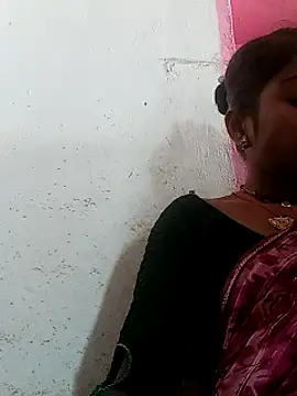 Snapshot of Hema4545 chatting on 4, 10, 2025 Hema4545 online show from 4, 10, 2025