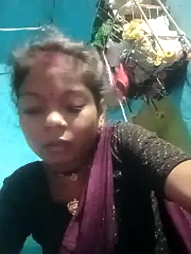 Snapshot of Hema4545 chatting on 7, 10, 2025 Hema4545 online show from 7, 10, 2025