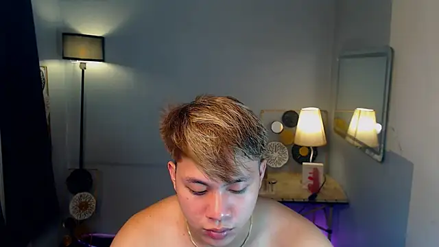 Snapshot of Urfucker_drei chatting on 28, 9, 2025 Urfucker drei online show from 28, 9, 2025