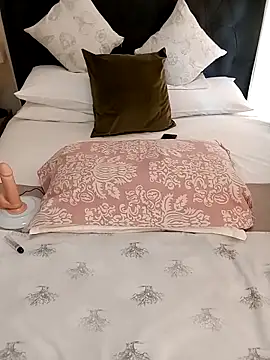 Creamy Chocolatex online show from 26, 3, 2026