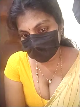 Snapshot of Nithiila chatting on 24, 4, 2026 Nithiila online show from 24, 4, 2026