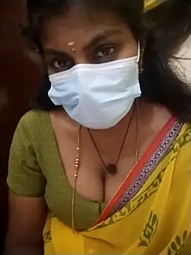 Snapshot of Nithiila chatting on 4, 6, 2026 Nithiila online show from 4, 6, 2026