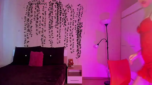 Kitty Mila online show from 30, 10, 2025