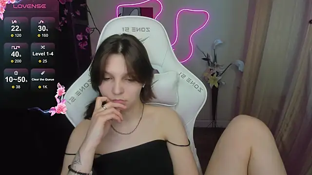Snapshot of AudreyyKim chatting on 25, 4, 2026 AudreyyKim online show from 25, 4, 2026