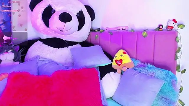 LindaWz  online show from 8, 3, 2026