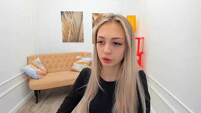 Snapshot of EmilyGraydis chatting on 3, 3, 2026 EmilyGraydis online show from 3, 3, 2026