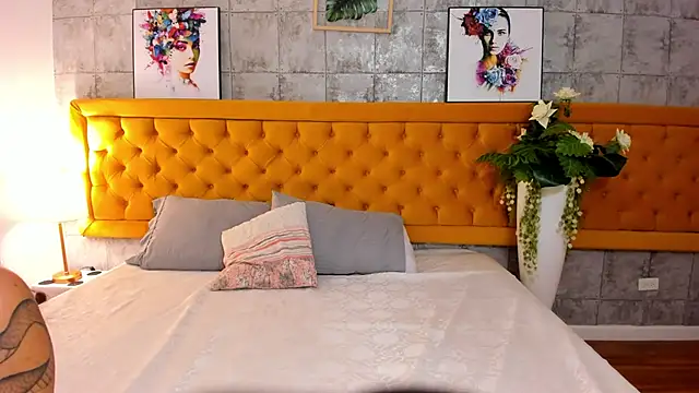 LiilithNova online show from 18, 11, 2025