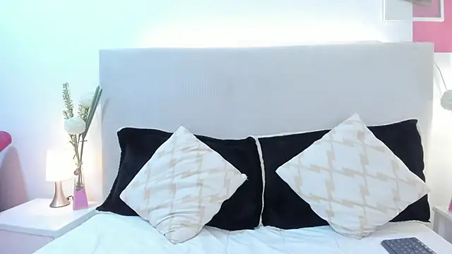 Angel Velvet online show from 25, 3, 2026