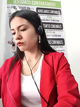 Snapshot of CHARLOTTE__05 chatting on 12, 11, 2025 CHARLOTTE 05 online show from 12, 11, 2025