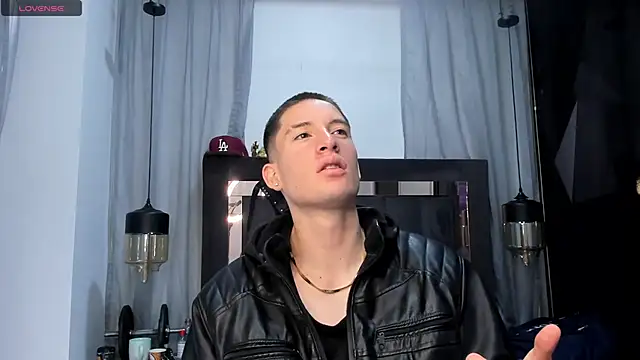 HunterHeat  online show from 20, 4, 2026