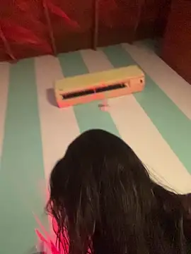 alilith online show from 4, 2, 2026