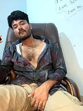 MeekBatgirl online show from 13, 10, 2025