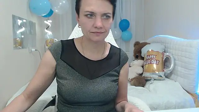 Snapshot of AvaSaturnian chatting on 22, 9, 2025 AvaSaturnian online show from 22, 9, 2025