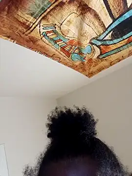 CREAMYASSNAEE online show from 24, 9, 2025