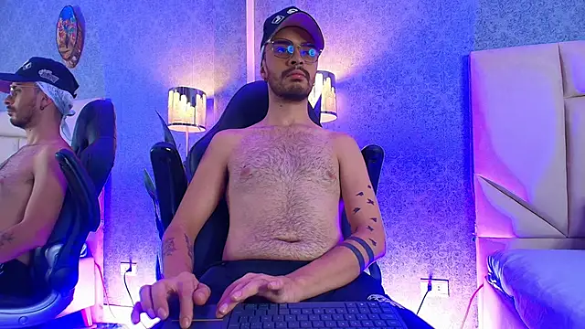 Snapshot of HairyDiamond_ chatting on 20, 9, 2025 HairyDiamond online show from 20, 9, 2025