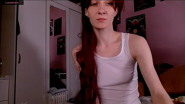 Snapshot of ariana_greys chatting on 13, 11, 2025 ariana greys online show from 13, 11, 2025