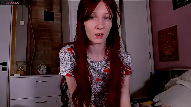 Snapshot of ariana_greys chatting on 23, 11, 2025 ariana greys online show from 23, 11, 2025