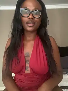 Moonzy77 online show from 4, 11, 2025