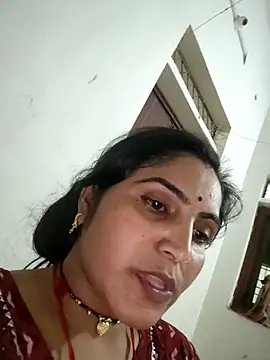 LUCKY cut online show from 24, 4, 2026