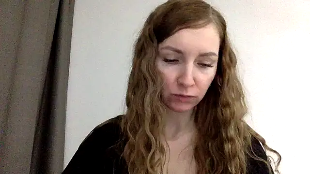 Varnyx online show from 21, 12, 2025