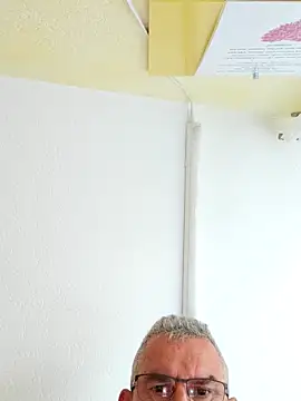 Oldmenhot66 online show from 18, 6, 2026