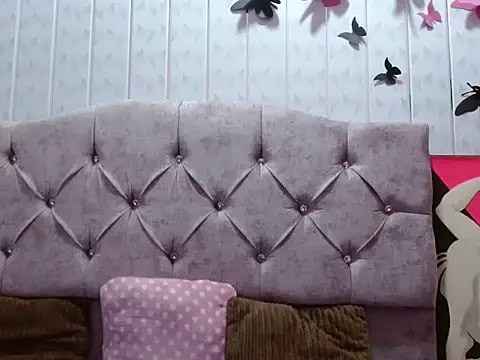 Snapshot of Emiily_Johamson chatting on 16, 9, 2025 Emiily Johamson online show from 16, 9, 2025