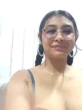Snapshot of Emiily_Johamson chatting on 22, 9, 2025 Emiily Johamson online show from 22, 9, 2025