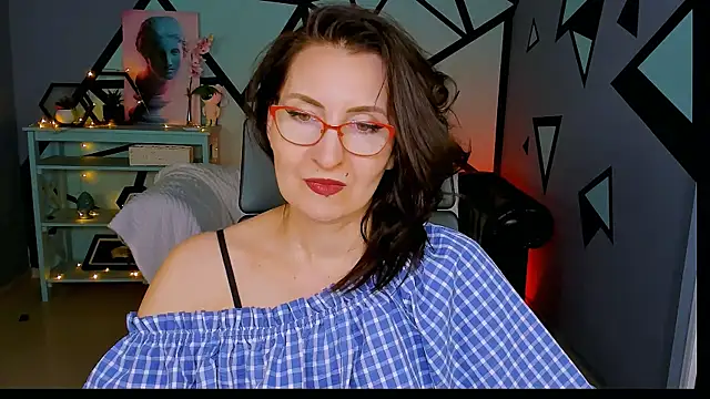 Snapshot of UnaTerra chatting on 8, 2, 2026 UnaTerra online show from 8, 2, 2026