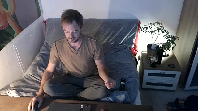 Snapshot of EdelHolz91 chatting on 13, 9, 2025 EdelHolz91 online show from 13, 9, 2025