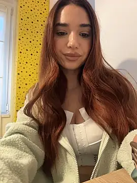 ItalianGirl online show from 22, 11, 2025