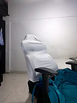 karly hot  online show from 18, 3, 2026