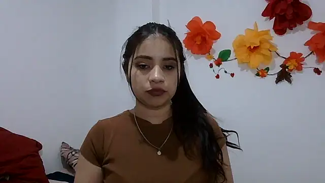 ValerieLove  online show from 22, 5, 2026