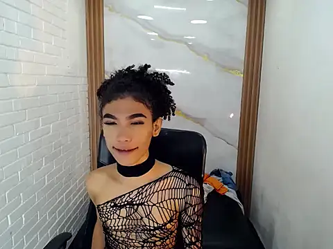 Snapshot of Penelopee_Rouse chatting on 16, 10, 2025 Penelopee Rouse online show from 16, 10, 2025