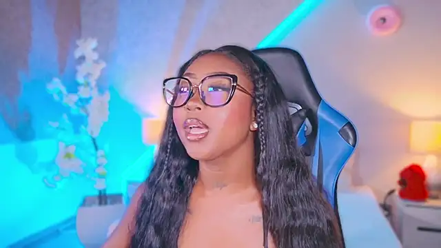 Kishalove  online show from 20, 4, 2026