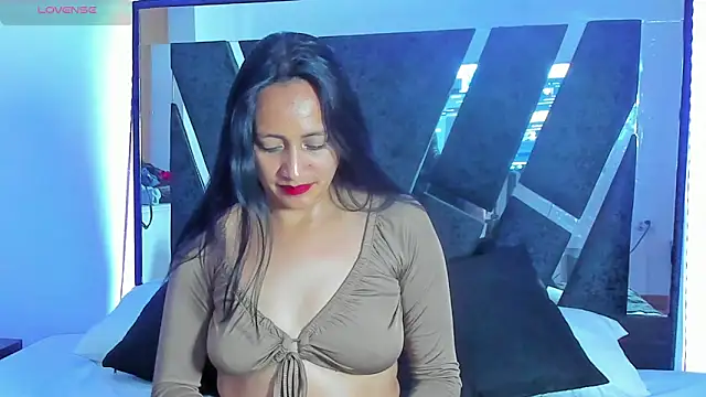 Anthonellacandy online show from 14, 11, 2025