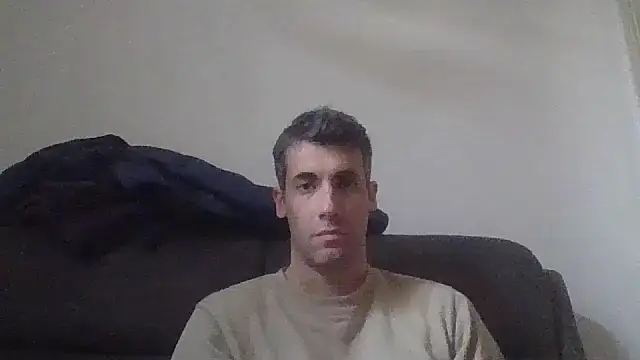 JulioIsHere4you online show from 6, 3, 2026