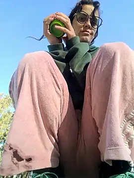 Almendrasexy online show from 25, 10, 2025