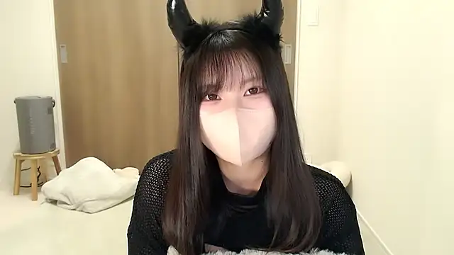 moka-neko online show from 31, 10, 2025