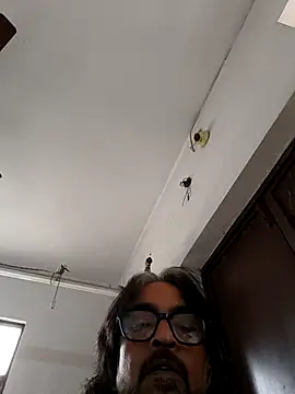 Snapshot of malhotra21 chatting on 2, 12, 2025 malhotra21 online show from 2, 12, 2025