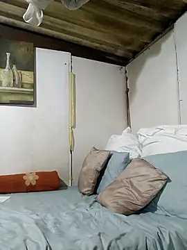 Snapshot of SeductiveDick1997 chatting on 13, 10, 2025 SeductiveDick1997 online show from 13, 10, 2025