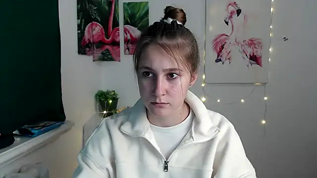 Milka kamila online show from 25, 10, 2025