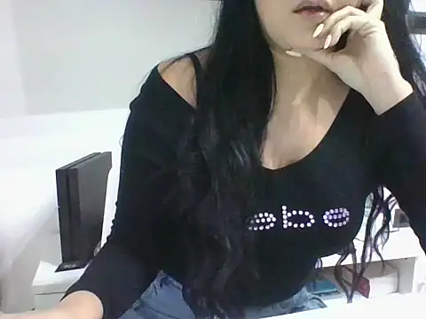 Snapshot of Yaserad28 chatting on 5, 10, 2025 Yaserad28 online show from 5, 10, 2025
