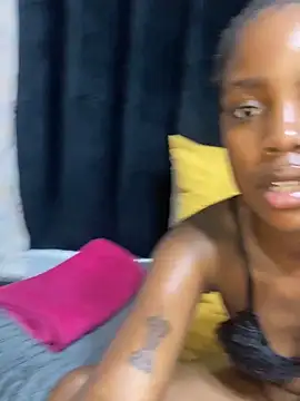 Littlebunny33 online show from 3, 4, 2026