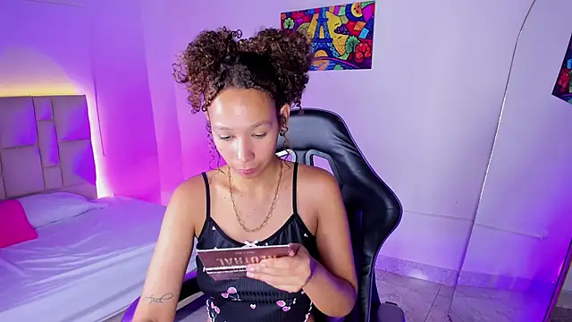 JennyLawrence online show from 8, 10, 2025