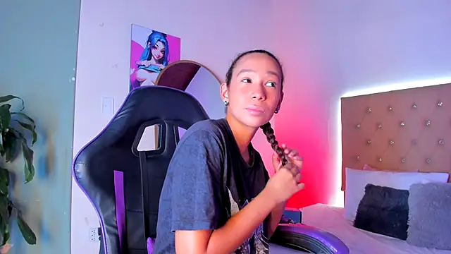 JennyLawrence online show from 12, 11, 2025