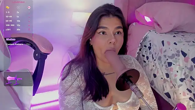 AliceThundeer online show from 7, 11, 2025