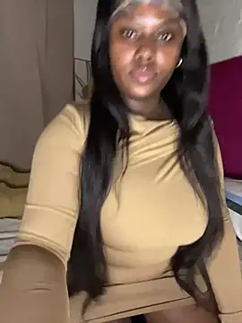 Snapshot of QUEEN_NOBUHLE_777 chatting on 5, 7, 2026 QUEEN NOBUHLE 777 online show from 5, 7, 2026