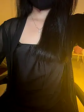 Snapshot of Ngoc_Quynh_18 chatting on 25, 9, 2025 Ngoc Quynh 18 online show from 25, 9, 2025